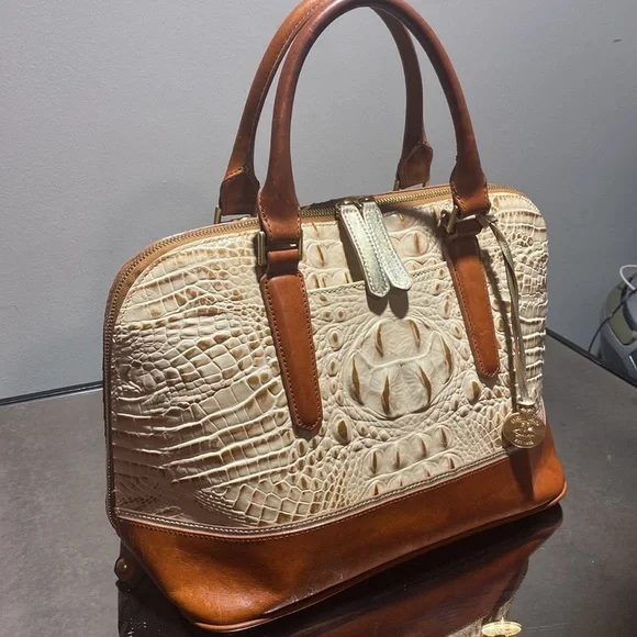 Brahmin - Picture 2 of 10